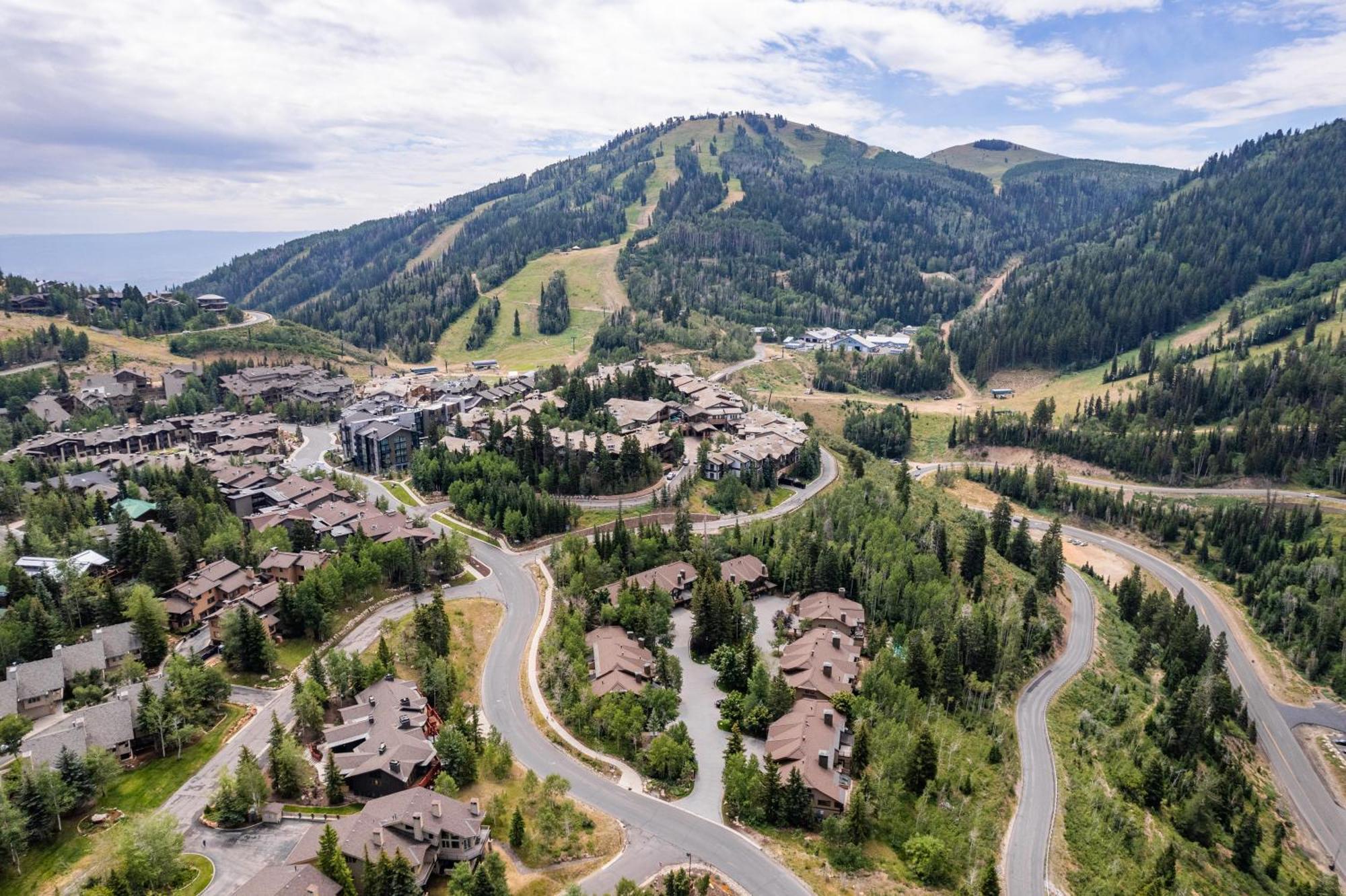 Deer Valley Little Belle Ultimate Ski Getaway, Sleeps 14, Luxury Design, Private Hot Tub, Парк-Сити Экстерьер фото
